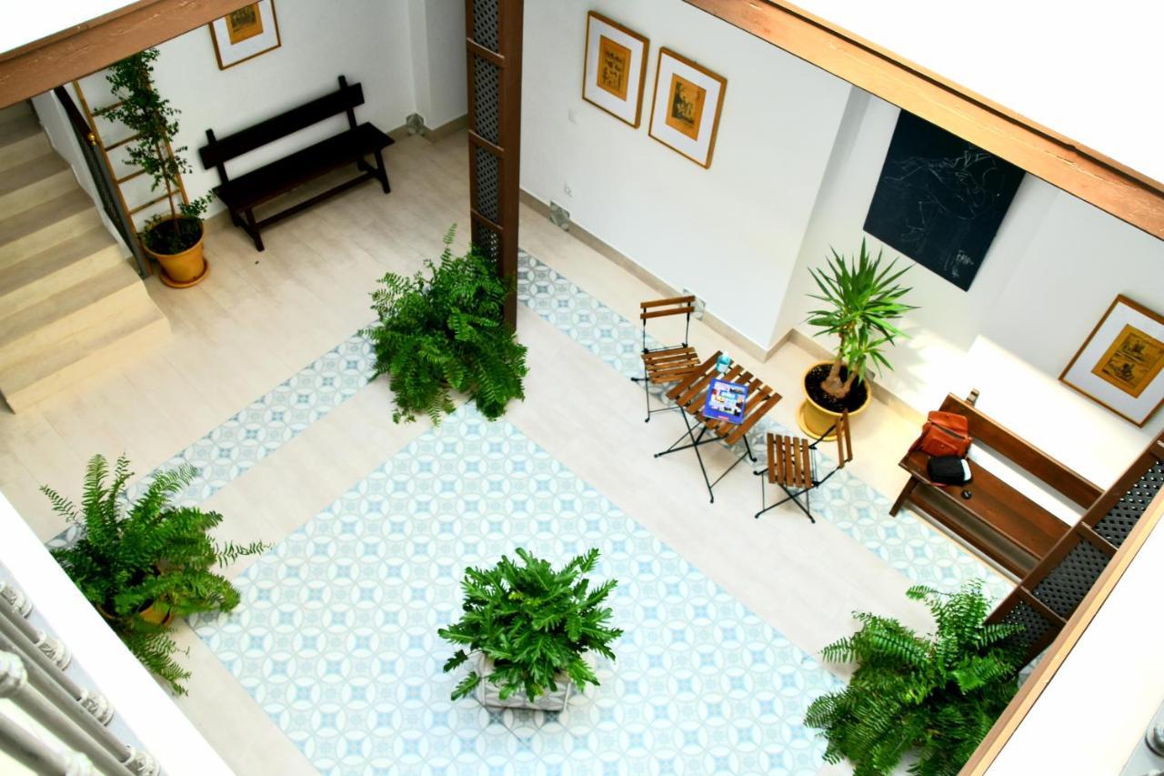 Apartamentos Turisticos Mamelon Jerez de la Frontera Exterior photo